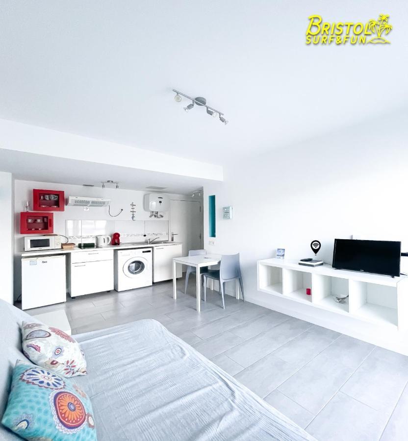 B-Rent Bristol Beach Surf & Fun Κοραλέχο Εξωτερικό φωτογραφία