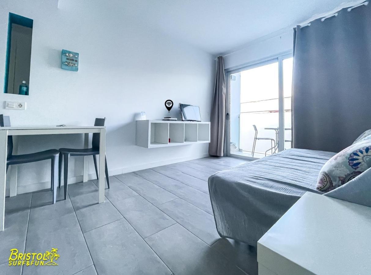 B-Rent Bristol Beach Surf & Fun Κοραλέχο Εξωτερικό φωτογραφία